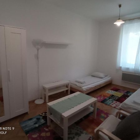 Gizella Apartman Эгер Экстерьер фото